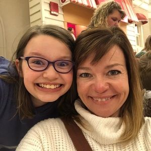 Meet your Posher, Annie